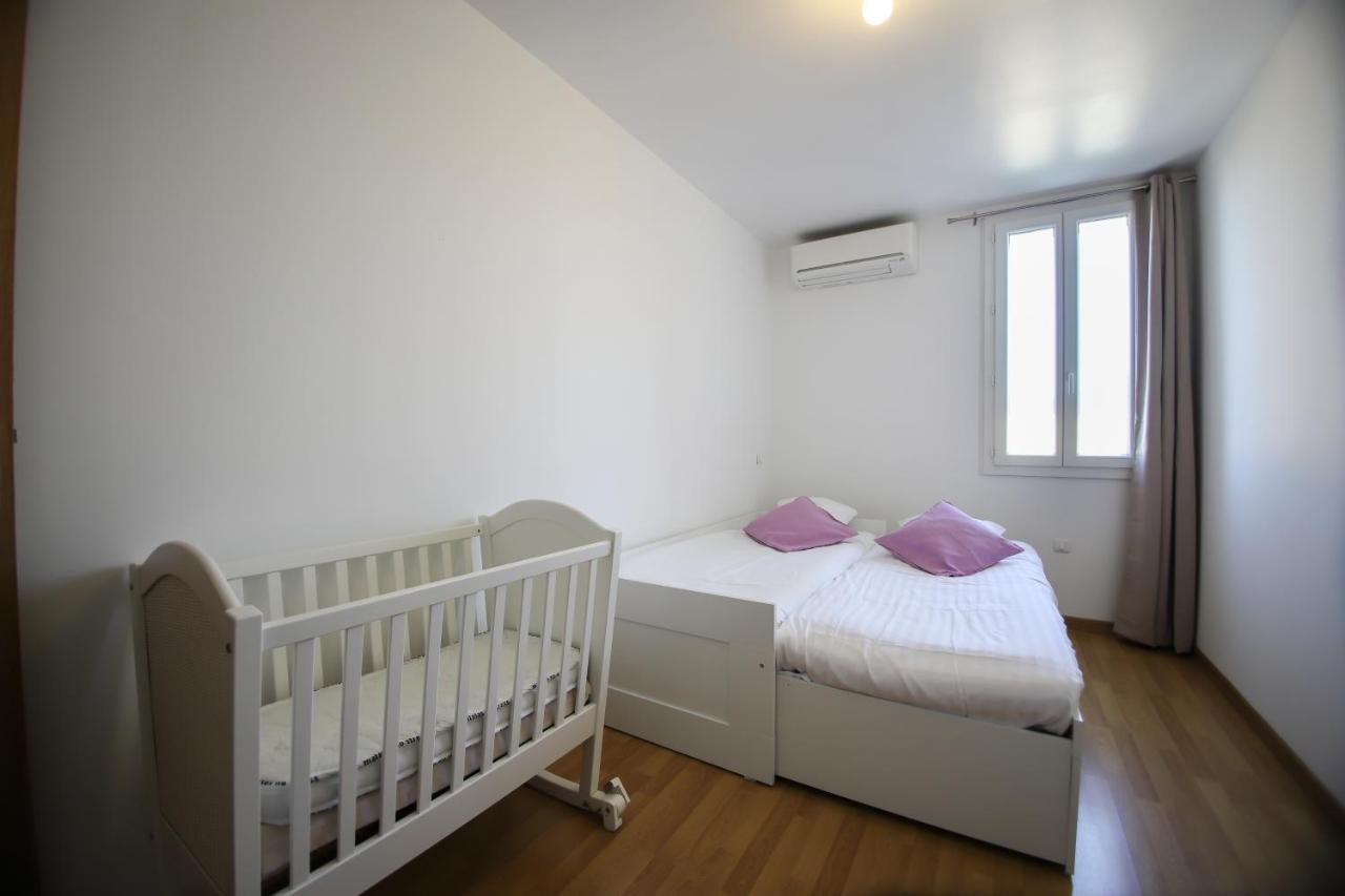 Maison Tendance Avec Jardin, Centre Village, Alpilles, Familles Eyragues المظهر الخارجي الصورة