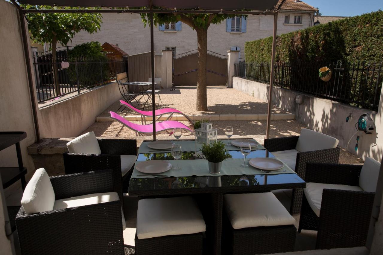 Maison Tendance Avec Jardin, Centre Village, Alpilles, Familles Eyragues المظهر الخارجي الصورة